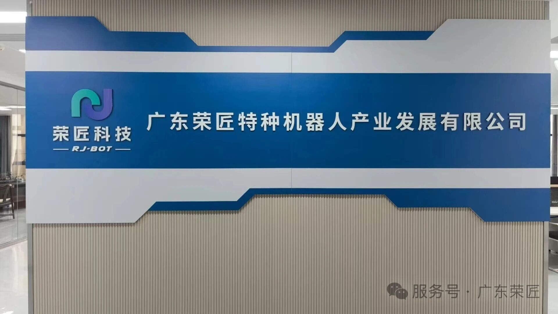 0ue177742962733.jpg 7.jpg